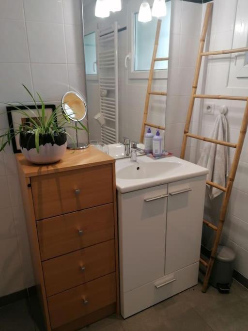 Balcons Du Royans.Logement Entier Piscine Saint-Jean-en-Royans Extérieur photo